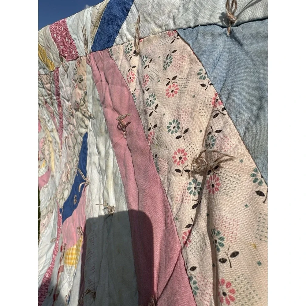 Antique Handmade Quilt Pastel Thick Heavy Wool Lined Cottagecore Granny 71